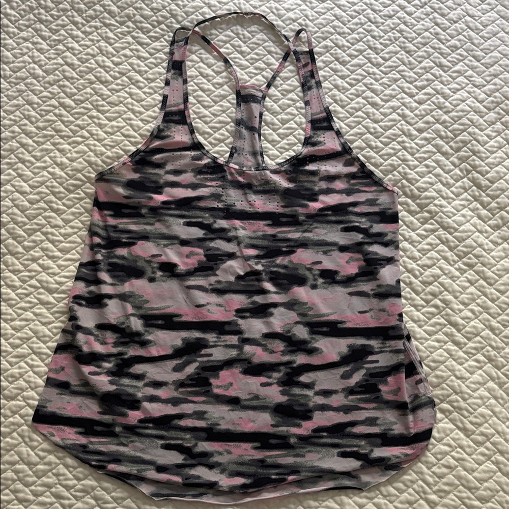 Lululemon Pink and Black Camouflage Tank Top. Size 4